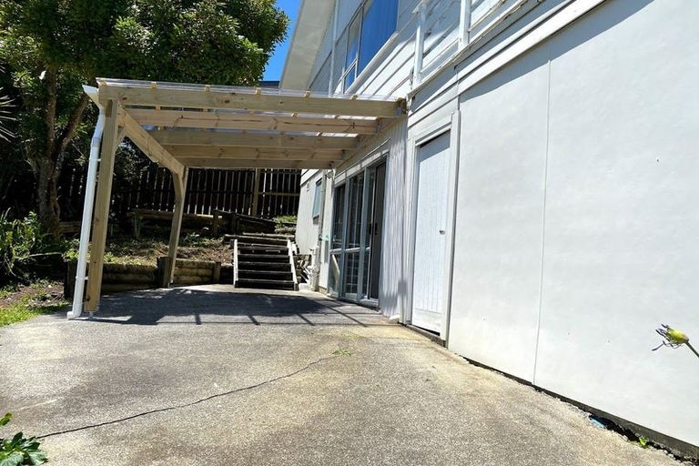 Photo of property in 12 Bryers Place, Bayview, Auckland, 0629