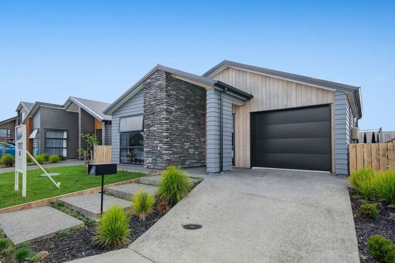 Photo of property in 54 Paparahi Place, Wainui, Silverdale, 0992