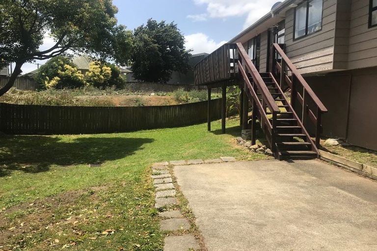 Photo of property in 4a Churchill Avenue, Manurewa, Auckland, 2102