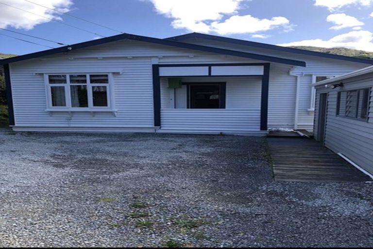 Photo of property in 74 Kipling Street, Johnsonville, Wellington, 6037
