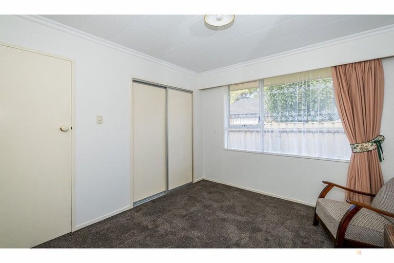 Photo of property in 10a Churchill Place, Waimate, 7924