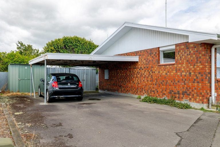 Photo of property in 4 Kiwi Court, Roslyn, Palmerston North, 4414