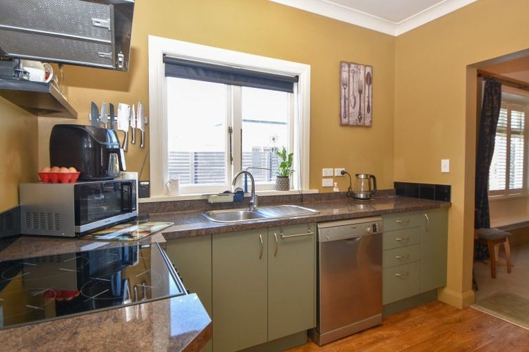 Photo of property in 20 Rhodes Street, Carterton, 5713