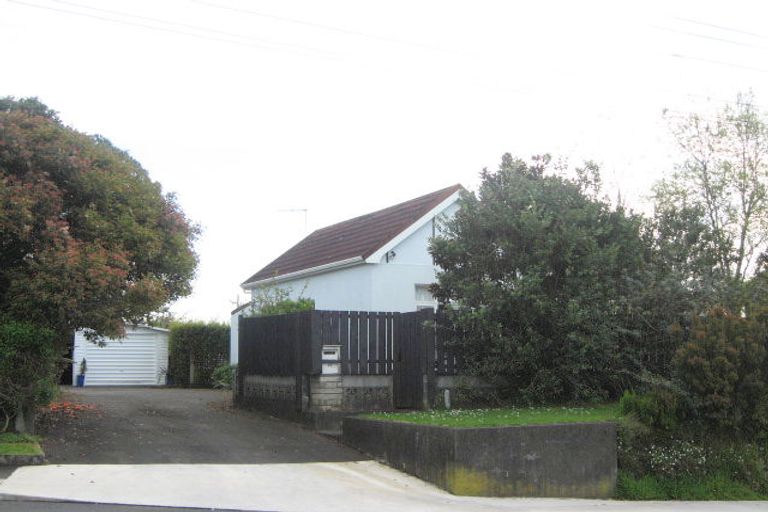 Photo of property in 56 Govett Avenue, Frankleigh Park, New Plymouth, 4310