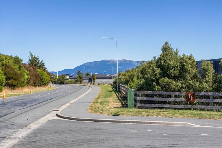 Photo of property in 33 Plover Avenue, Amberley, 7410