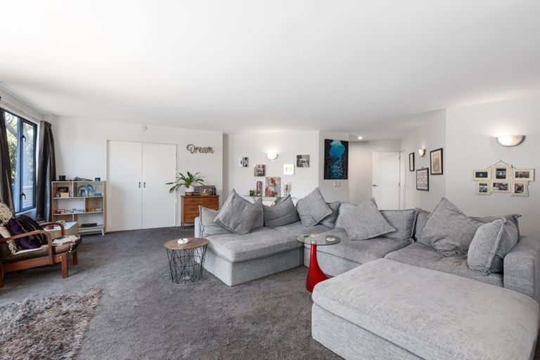 Photo of property in 9h Muri Road, Pukerua Bay, 5026