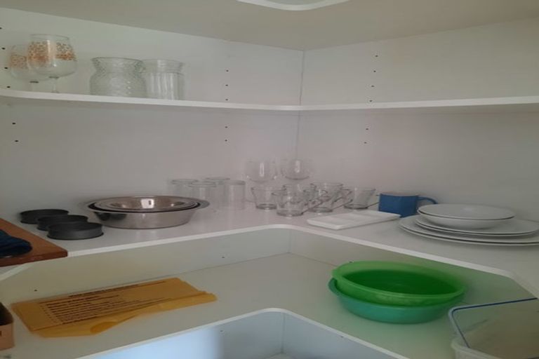 Photo of property in 21 Thatcher Crescent, Crofton Downs, Wellington, 6035