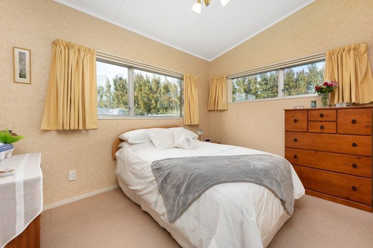 Photo of property in 96b Ngatai Road, Otumoetai, Tauranga, 3110