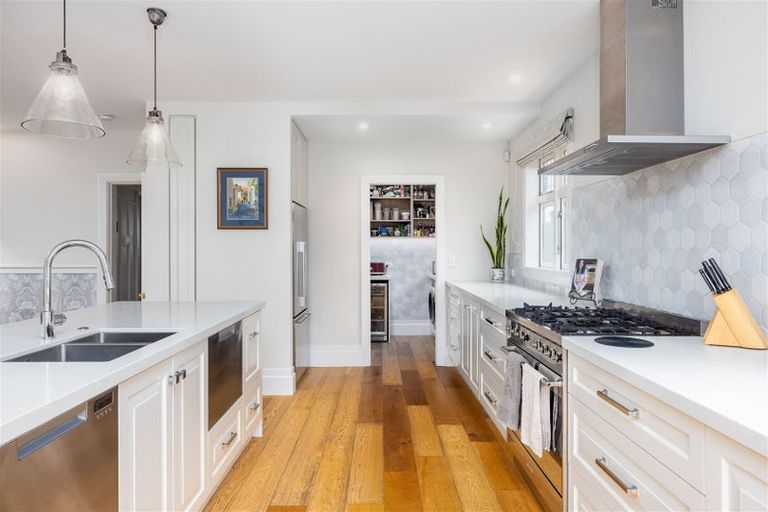 Photo of property in 19 Brenchley Avenue, Strowan, Christchurch, 8052