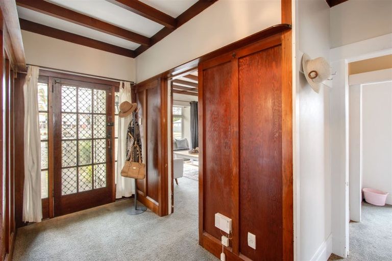 Photo of property in 90 Mcdonald Street, Napier South, Napier, 4110