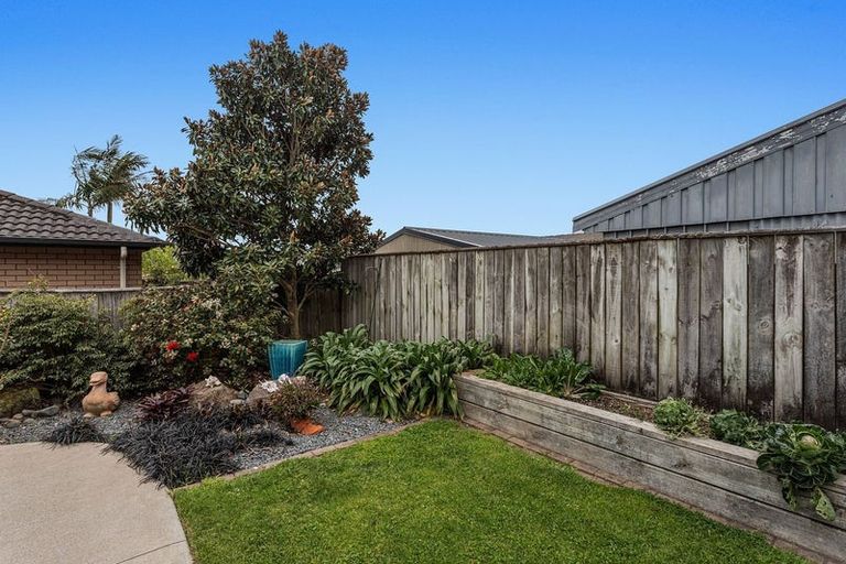 Photo of property in 14 Omega Place, Coastlands, Whakatane, 3120