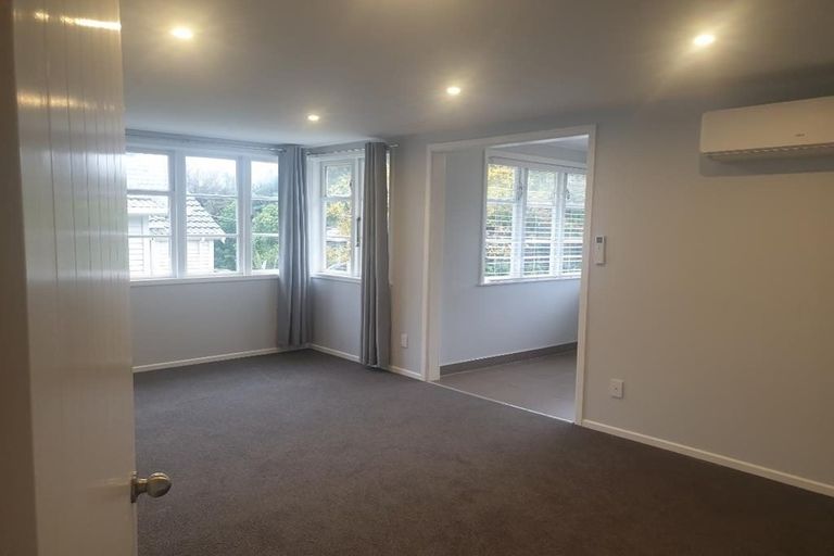 Photo of property in 31 Mungavin Avenue, Ranui, Porirua, 5024