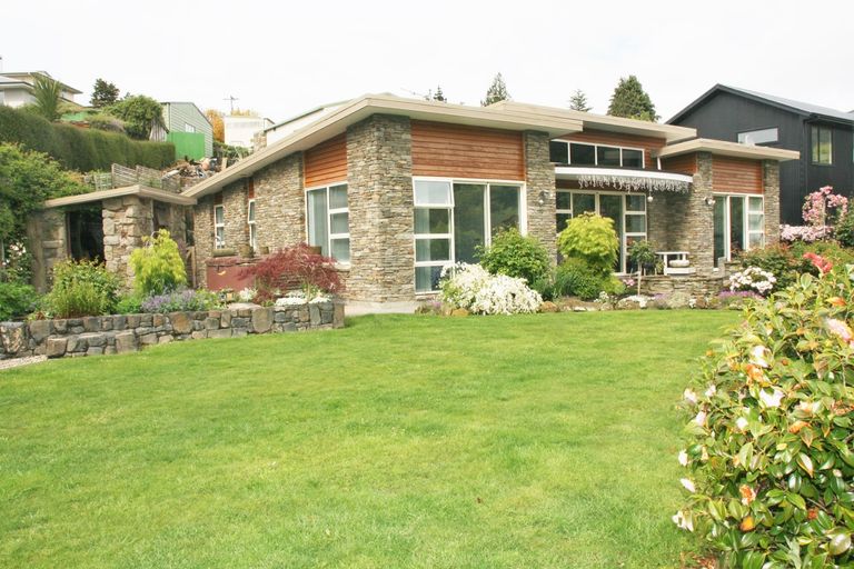 Photo of property in 22 Centennial Road, Fairfield, Dunedin, 9018