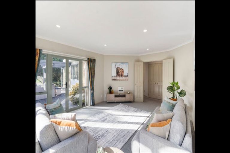 Photo of property in 81 Polo Prince Drive, Totara Park, Manurewa, 2576