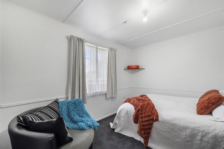 Photo of property in 71 Meadowbank Crescent, Fordlands, Rotorua, 3015