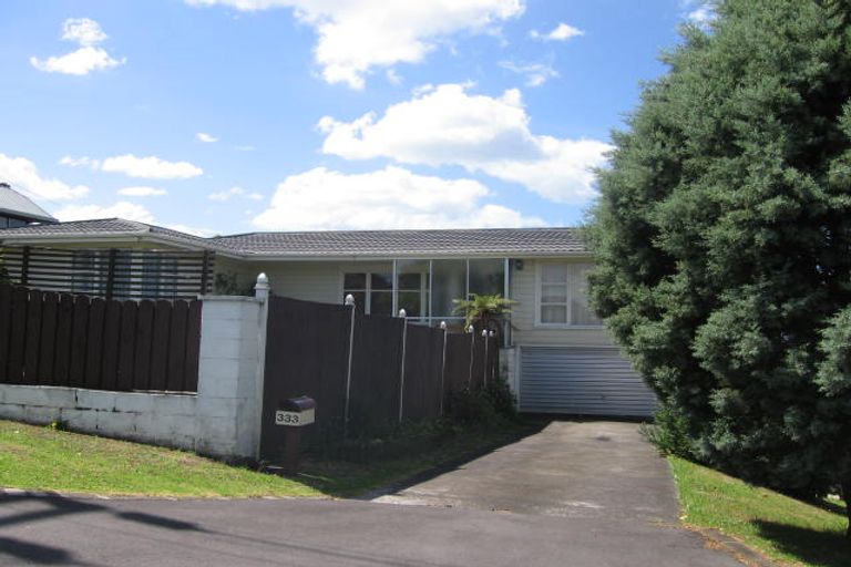 Photo of property in 333 Glenfield Road, Glenfield, Auckland, 0629
