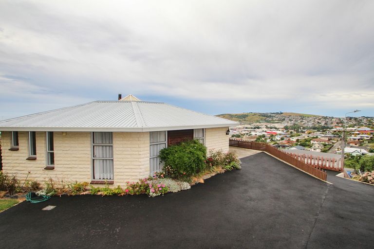 Photo of property in 60 Warren Street, Oamaru, 9400