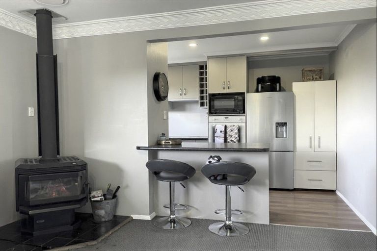 Photo of property in 38 Brecon Road, Stratford, 4332
