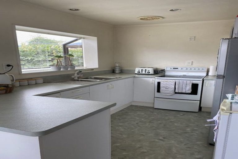 Photo of property in 12 Masefield Street, Stoke, Nelson, 7011