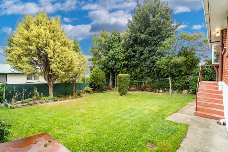 Photo of property in 11 Fenwick Street, Halfway Bush, Dunedin, 9010