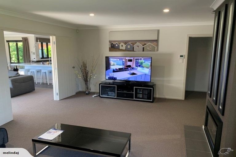 Photo of property in 4 Manhattan Court, Kelvin Grove, Palmerston North, 4414