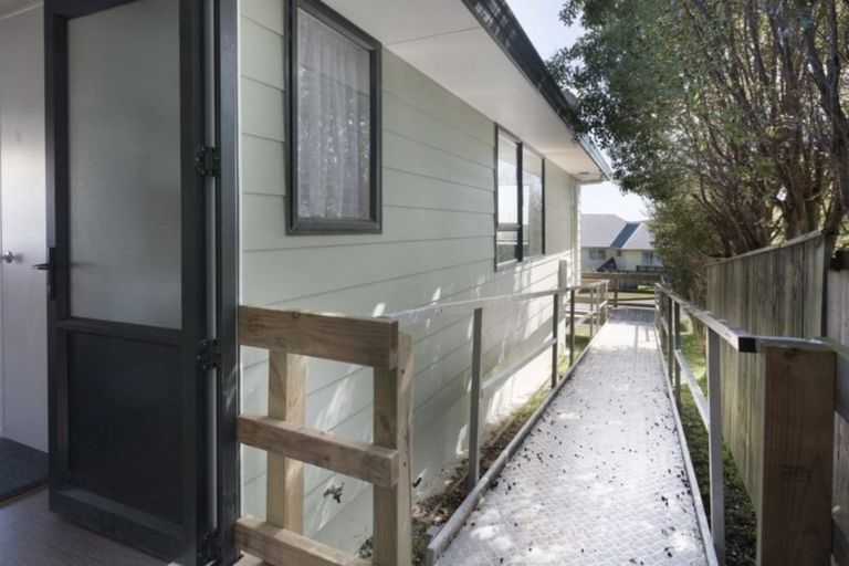 Photo of property in 18b Rose Street, Ranui, Porirua, 5024