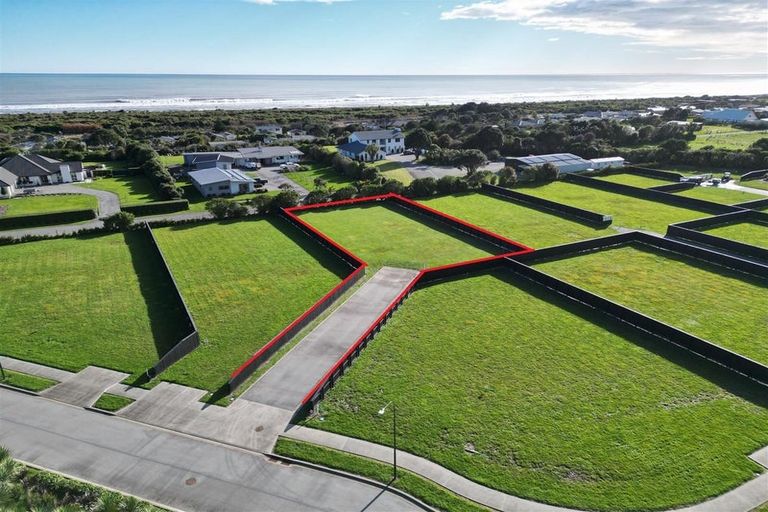 Photo of property in 42 Ashley Drive, Paroa, Greymouth, 7805