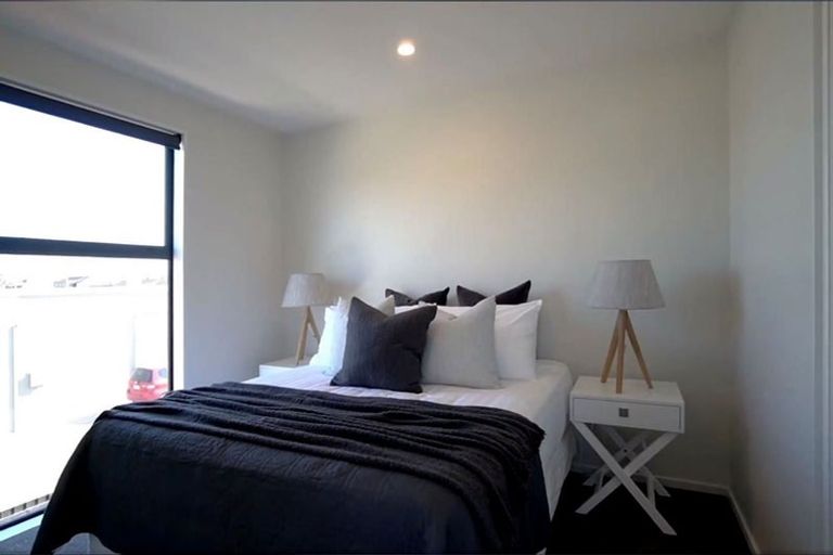 Photo of property in 2/102 Creyke Road, Ilam, Christchurch, 8041