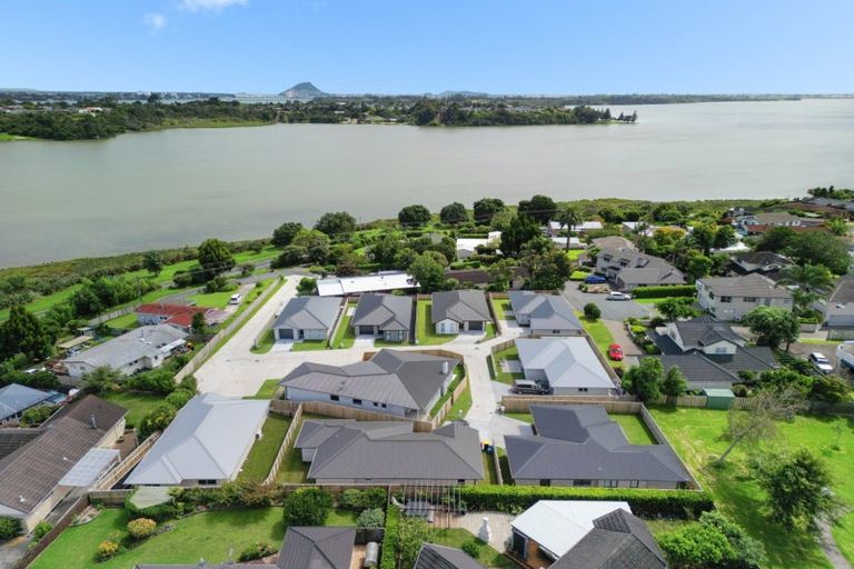 Photo of property in 3 Te Rehutai Rise, Welcome Bay, 3112