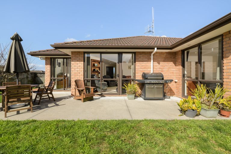 Photo of property in 25 Galloway Crescent, Pyes Pa, Tauranga, 3112