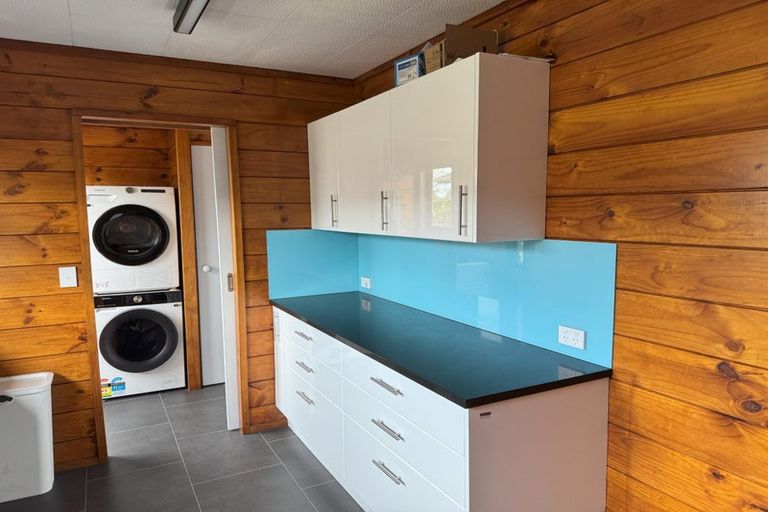 Photo of property in 49 Norcross Avenue, Henderson, Auckland, 0612