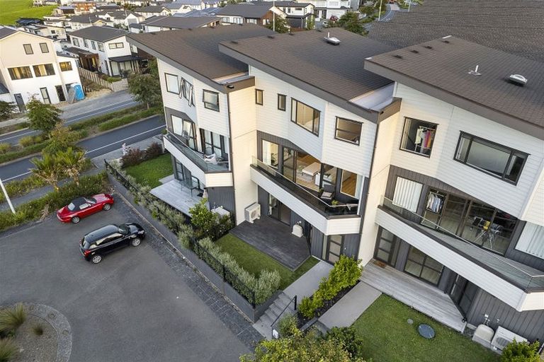 Photo of property in 4 Moki Place, Long Bay, Auckland, 0630