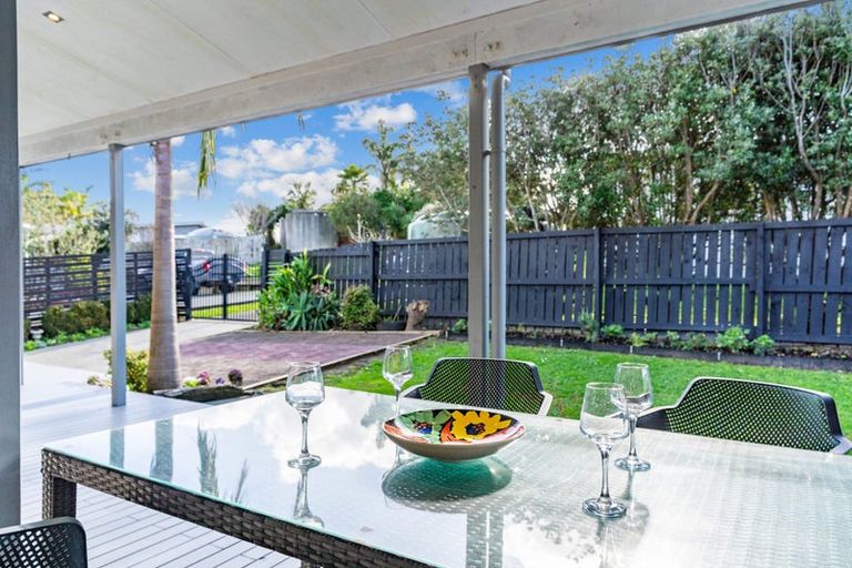 Photo of property in 4 Te Whai Street, Mangawhai Heads, Mangawhai, 0505