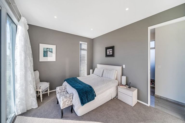 Photo of property in 10 Silver Peaks Drive, West Melton, 7618