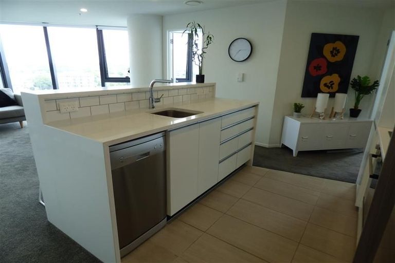 Photo of property in 1303/18 Saint Martins Lane, Grafton, Auckland, 1010