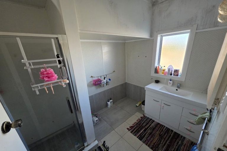 Photo of property in 60 Carruth Road, Papatoetoe, Auckland, 2025