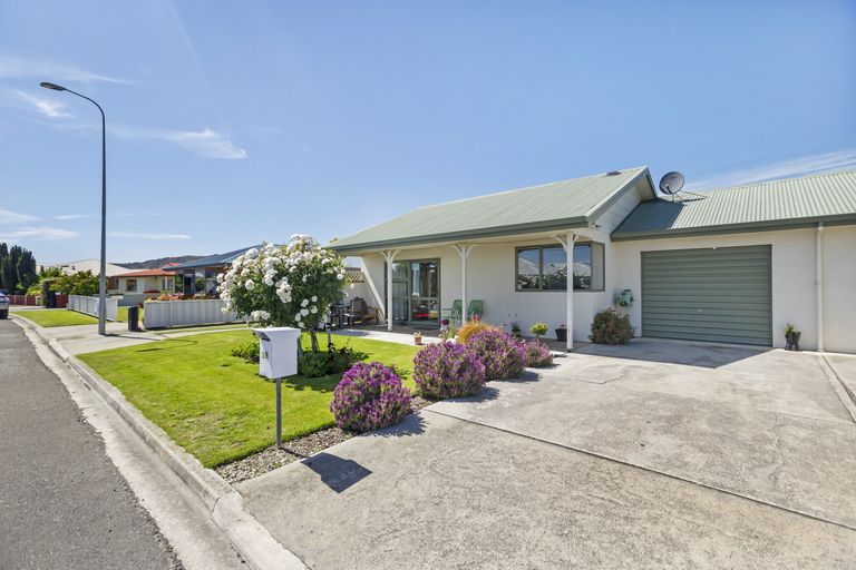 Photo of property in 2b Mayfair Grove, Alexandra, 9320