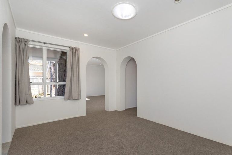 Photo of property in 36 Stapleford Crescent, Browns Bay, Auckland, 0630