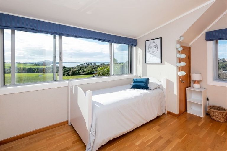 Photo of property in 36 Charles Dickens Drive, Mellons Bay, Auckland, 2014