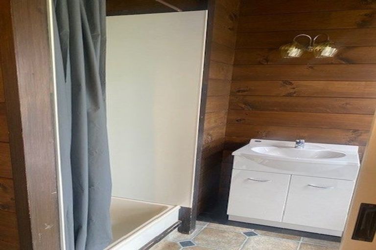 Photo of property in 295 Mangorei Road, Merrilands, New Plymouth, 4312