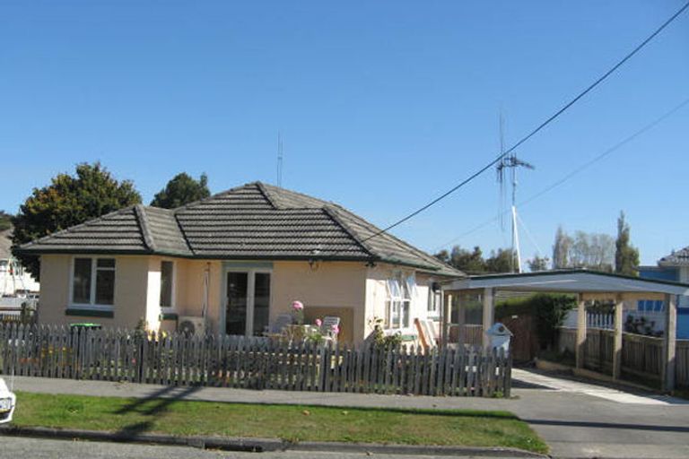 Photo of property in 42 Cornwall Street, Watlington, Timaru, 7910