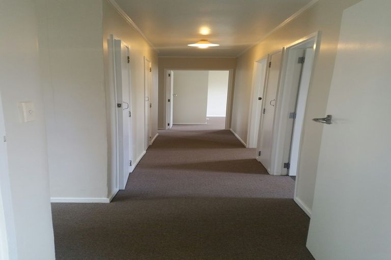 Photo of property in 31 Takanini Road, Takanini, 2112