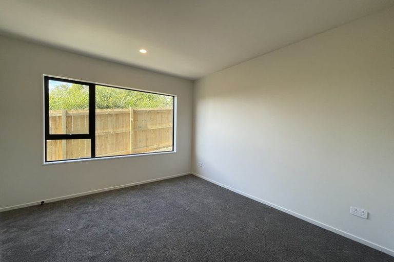 Photo of property in 6c Aralia Road, Sunnynook, Auckland, 0620