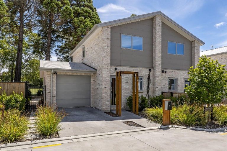 Photo of property in 40 Mohua Lane, Upper Riccarton, Christchurch, 8041