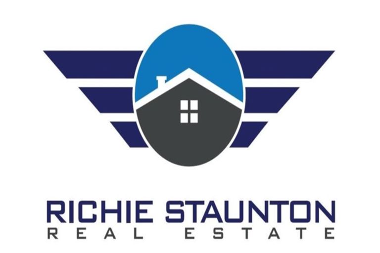 Photo of property in 29 Loughanure Place, Massey, Auckland, 0614