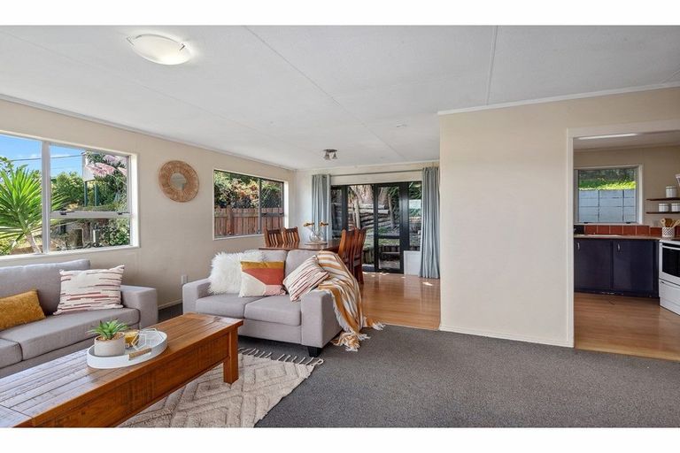 Photo of property in 25 Tanekaha Drive, Parahaki, Whangarei, 0112