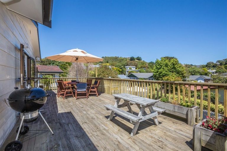 Photo of property in 1 Azimuth Place, Whitby, Porirua, 5024