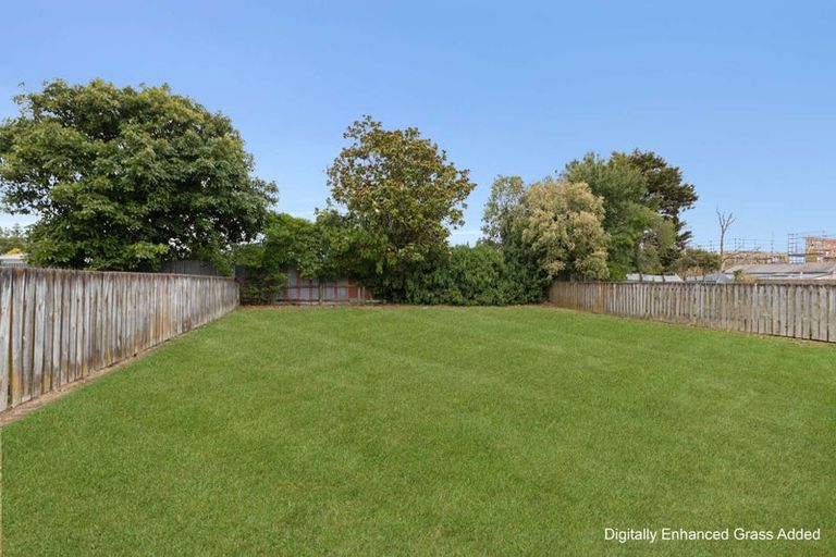 Photo of property in 18a Rutland Street, Levin, 5510