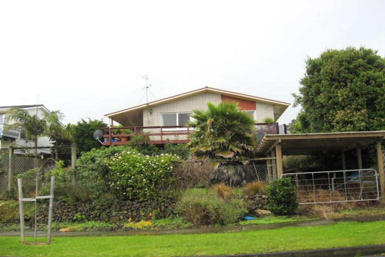 Photo of property in 43 West View Crescent, Onerahi, Whangarei, 0110