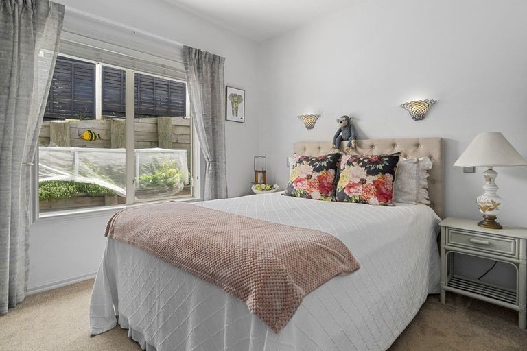 Photo of property in 15 Lynley Park Drive, Omokoroa, 3114